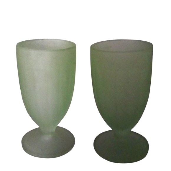 Indiana Glass Tiara Jade Green Frosted Pitcher and 4 Goblet Set Drinkware - Picture 3 of 4